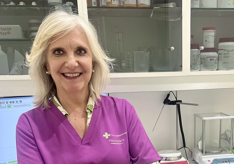 Mercedes, gerente de Farmacia Izquierdo.