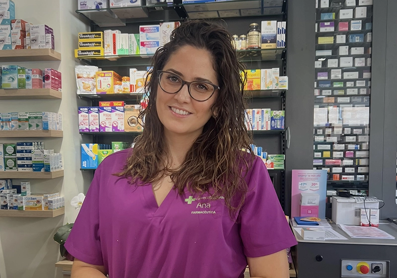 Ana, farmacéutica.