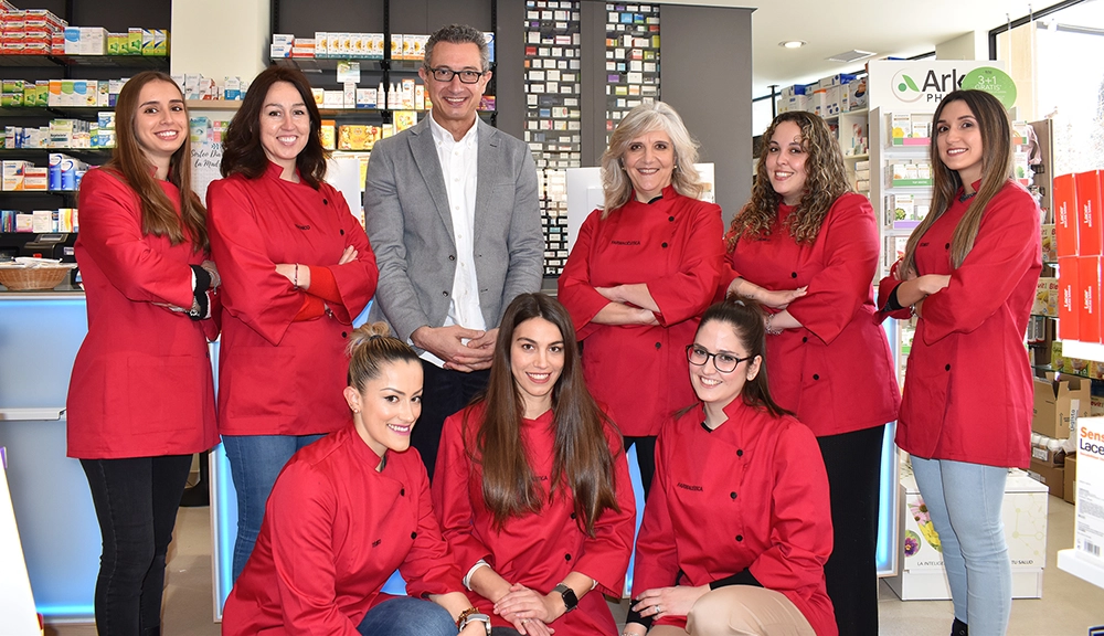 Equipo de personas de Farmacia Izquierdo.